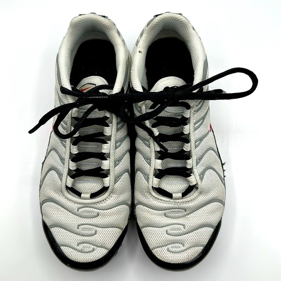 Nike Air Max Plus | Size 4 Youth | Photon Dust, Varsity Red - Picture 2 of 7